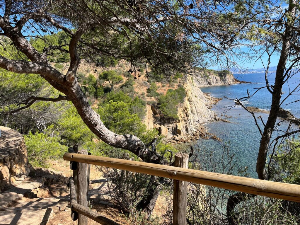 Le sentier du littoral - calanque des Anthénors